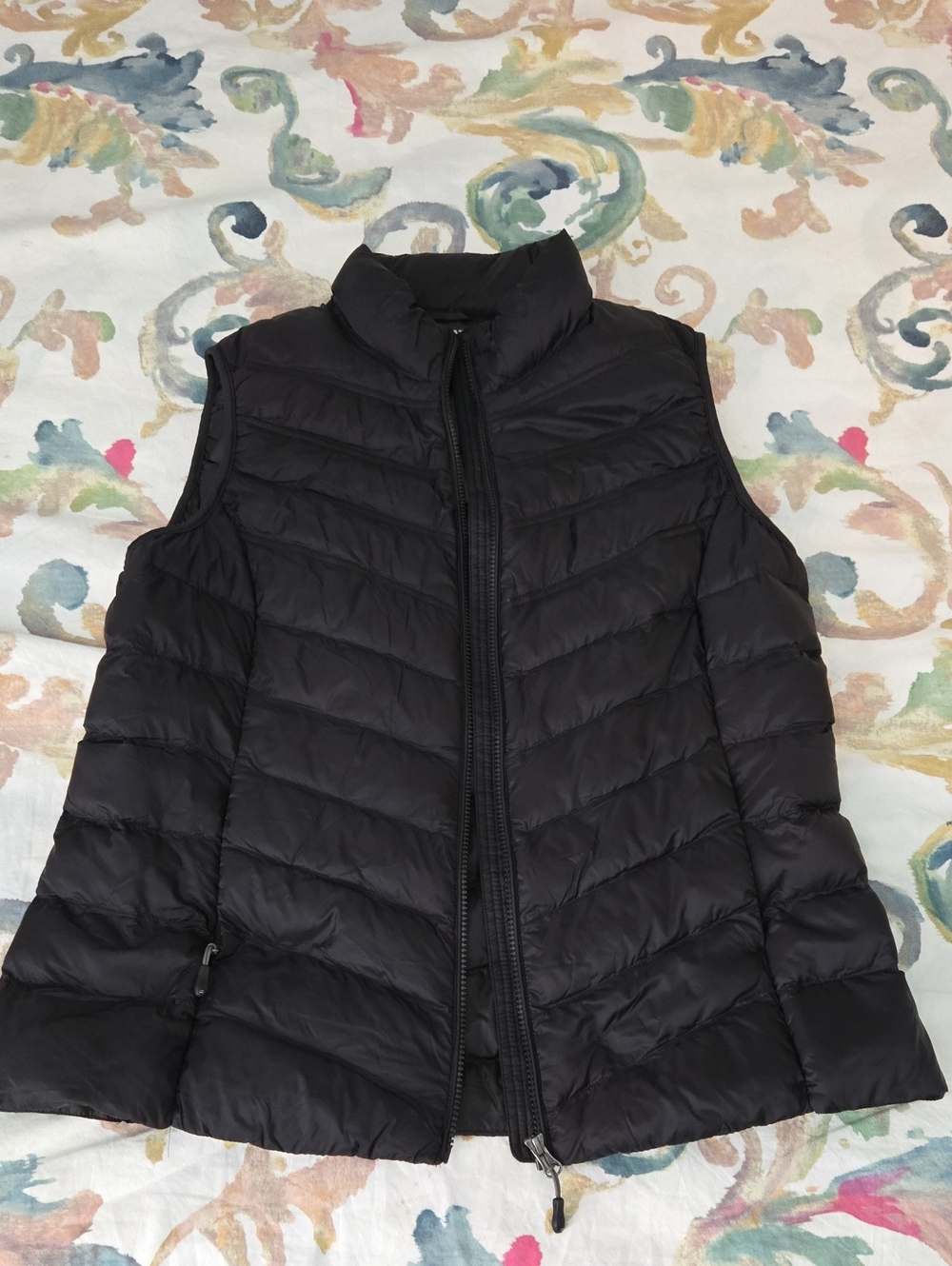 32° Heat Black Quilted Puffer Vest - Women